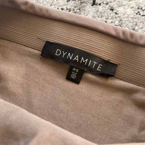 Dynamite Midi Skirt Beige Twist Front with slit - Picture 4 of 5